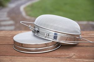 How to Harvest Honey Without an Extractor - BeeKeepClub