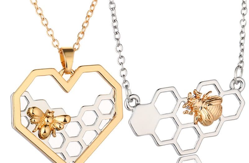 Women Heart Shaped Honeycomb Beehive Hive Honey Bee Pendant Chain Necklace