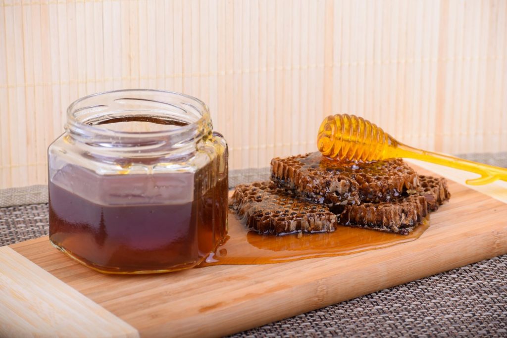 How to Store Honey