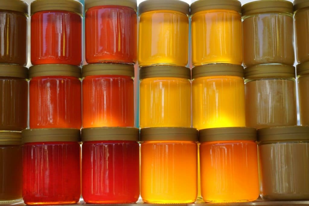 How to Package Honey: Labeling and Transportation